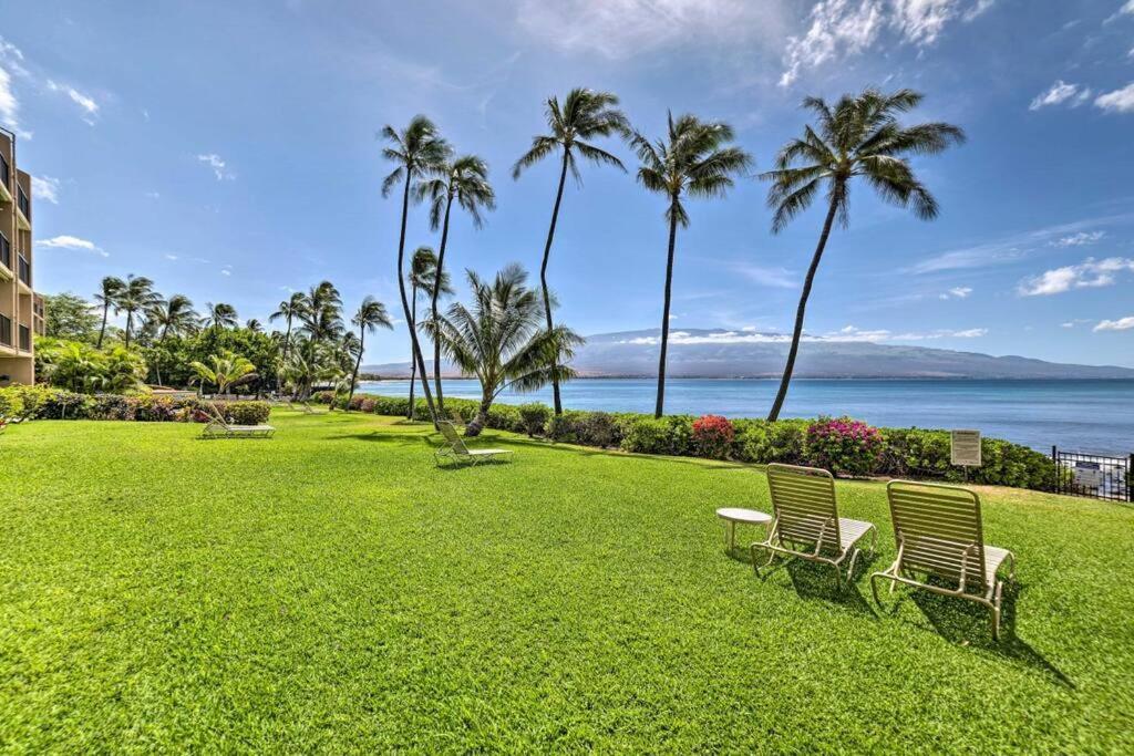 Stunning Maui Direct Ocean Front On The Beach, Walk To Beach From Condo, Watch Turtles, Whales, Ac In All Rooms Ocean View Pool And Spa Wailuku Bagian luar foto