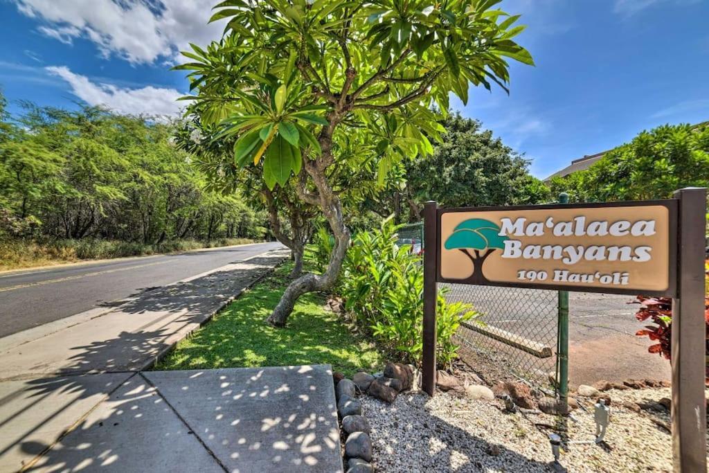 Stunning Maui Direct Ocean Front On The Beach, Walk To Beach From Condo, Watch Turtles, Whales, Ac In All Rooms Ocean View Pool And Spa Wailuku Bagian luar foto