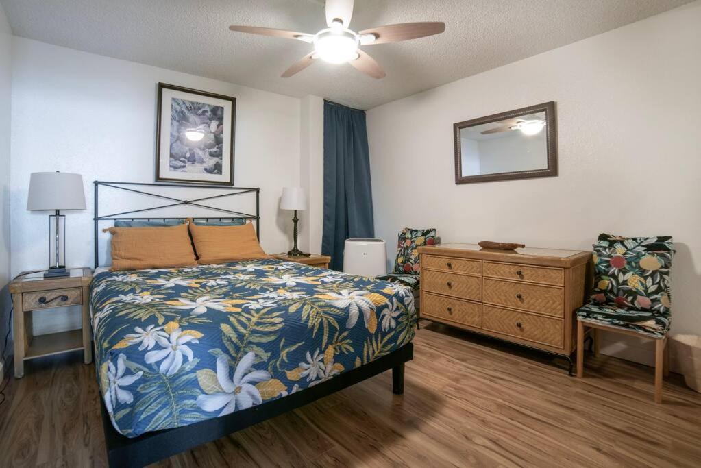 Stunning Maui Direct Ocean Front On The Beach, Walk To Beach From Condo, Watch Turtles, Whales, Ac In All Rooms Ocean View Pool And Spa Wailuku Bagian luar foto